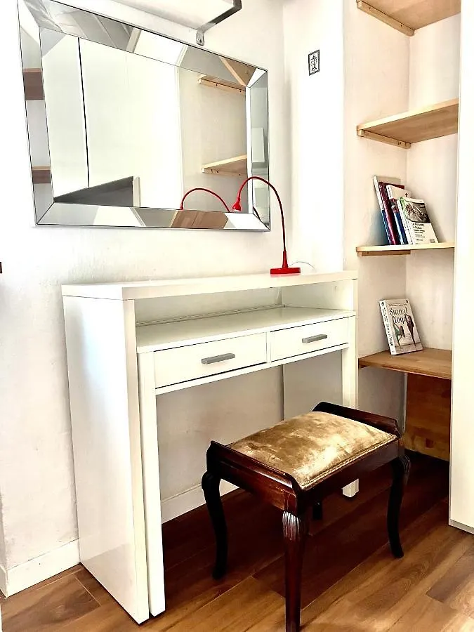 White Home Near Linate Segrate Apartment